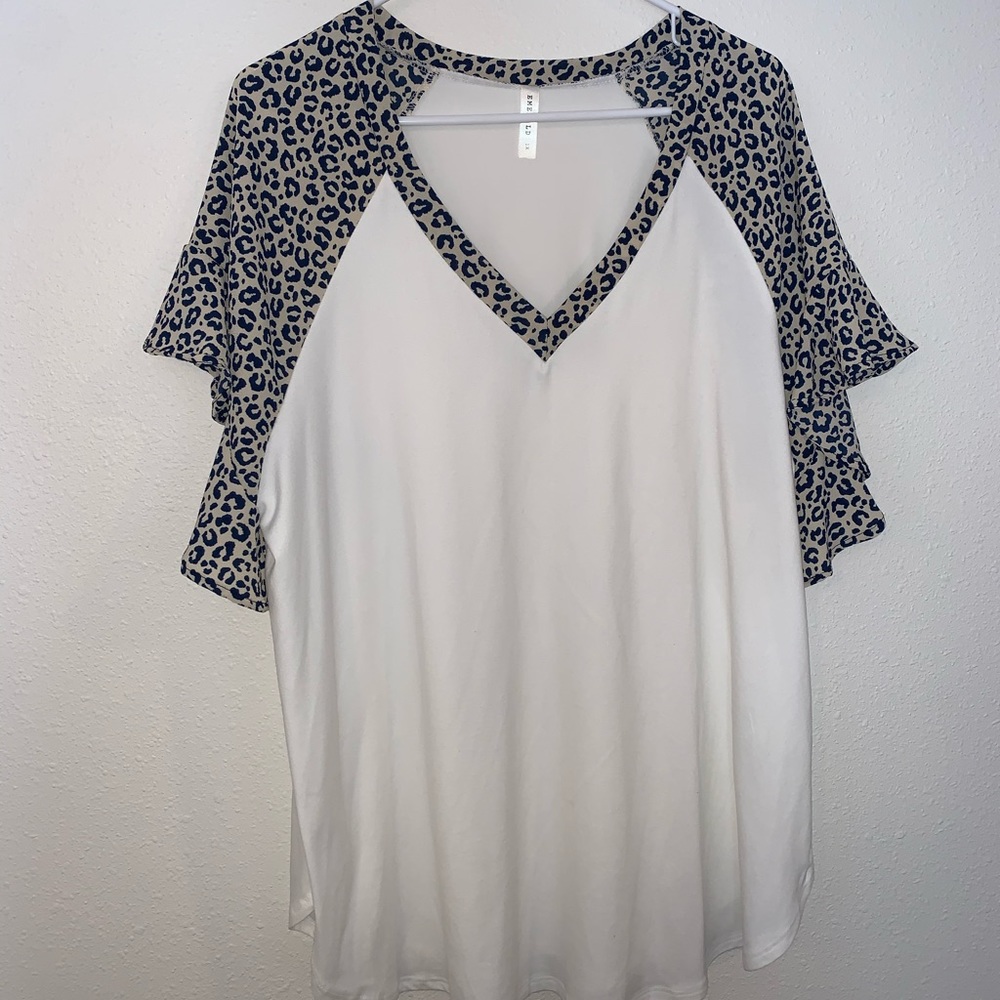 Chic Soul Leopard Blouse